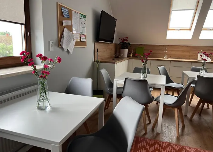 Budomas Wroclaw-szymanow Parkigfree Smarttv Panzió