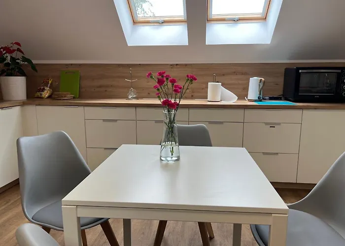 Panzió Budomas Wroclaw-szymanow Parkigfree Smarttv