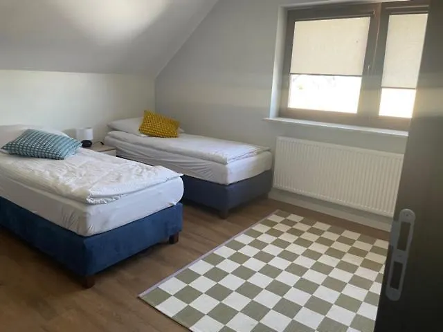 Budomas Wroclaw-szymanow Parkigfree Smarttv Panzió 3*