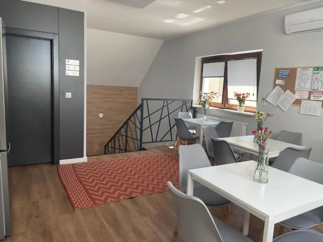 Budomas Wroclaw-szymanow Parkigfree Smarttv 3* Psary